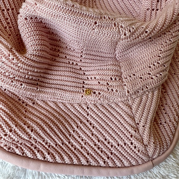 NWT Gucci GG crochet bucket hat leather-trimmed pink main image 8